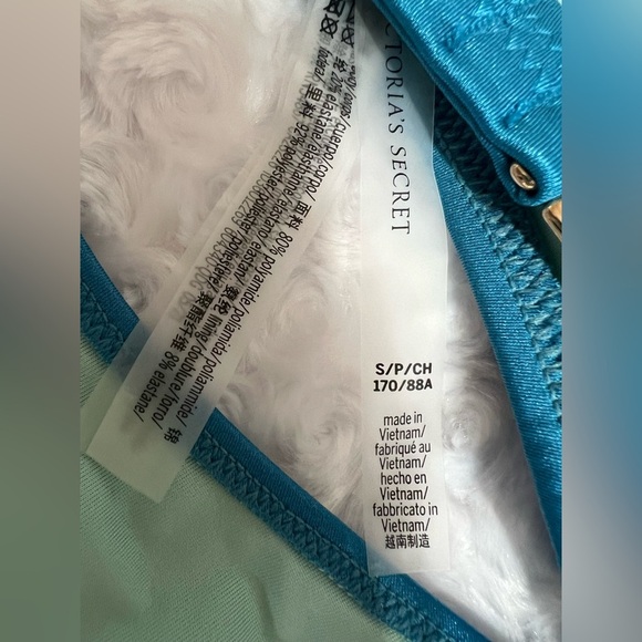 VICTORIA'S SECRET SWIMWEAR RHINESTONE SHINE STRAP SET. Small Top & Medium Bottom - Picture 8 of 9